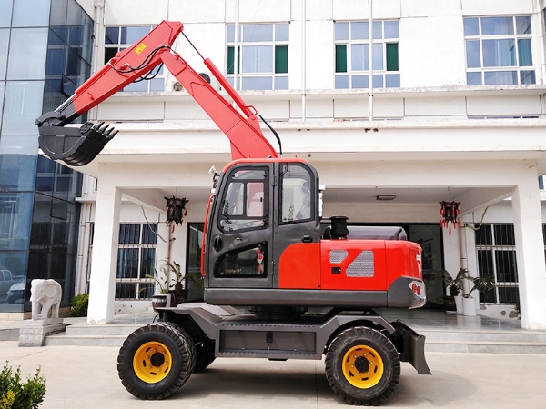 k8凯发工程机械带您了解挖掘机培训操作整平