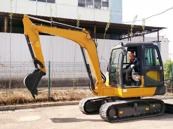 60型履带挖掘机